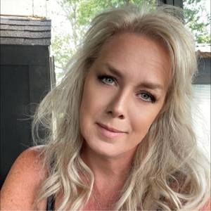 Meet your Posher, Debra